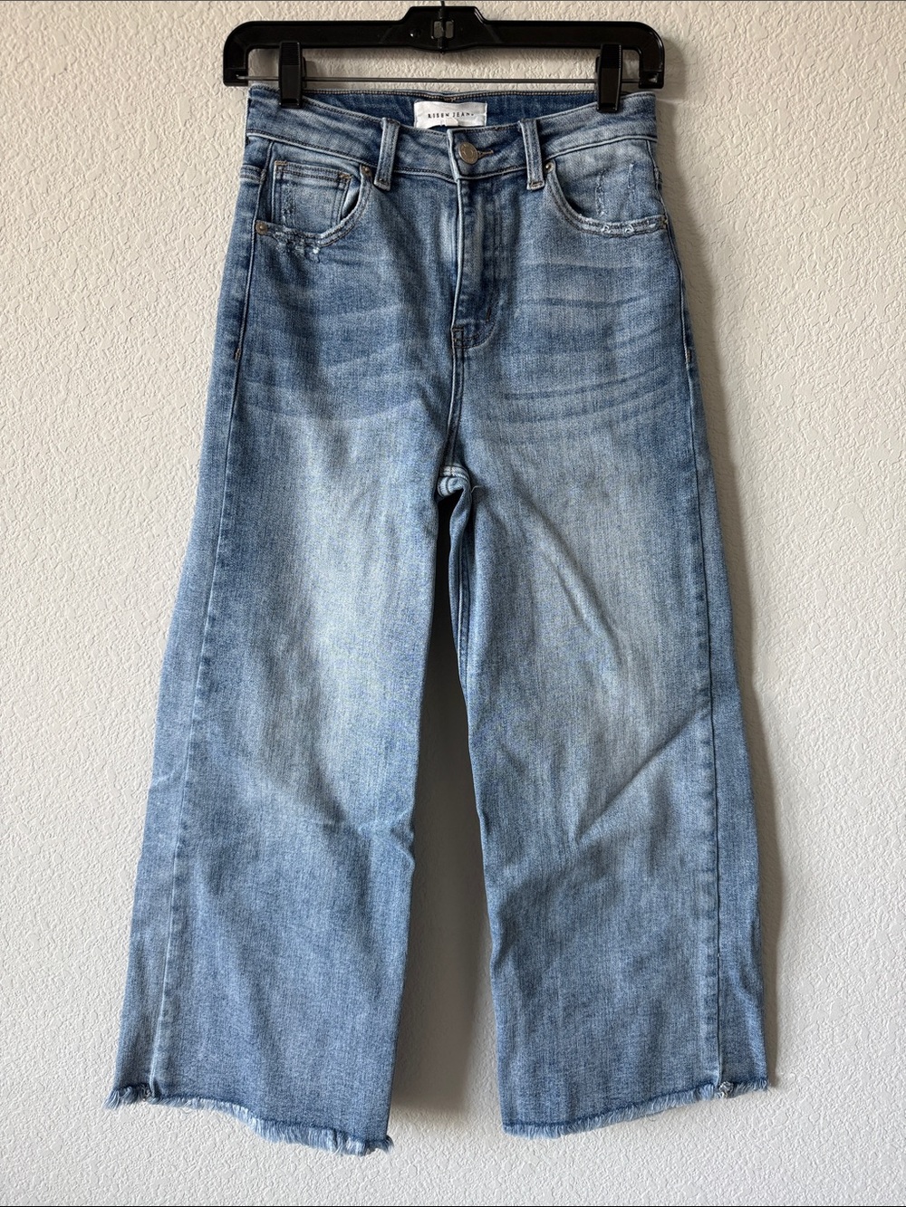 Light Wash High-Rise Cropped Wide-Leg Jeans - Women's